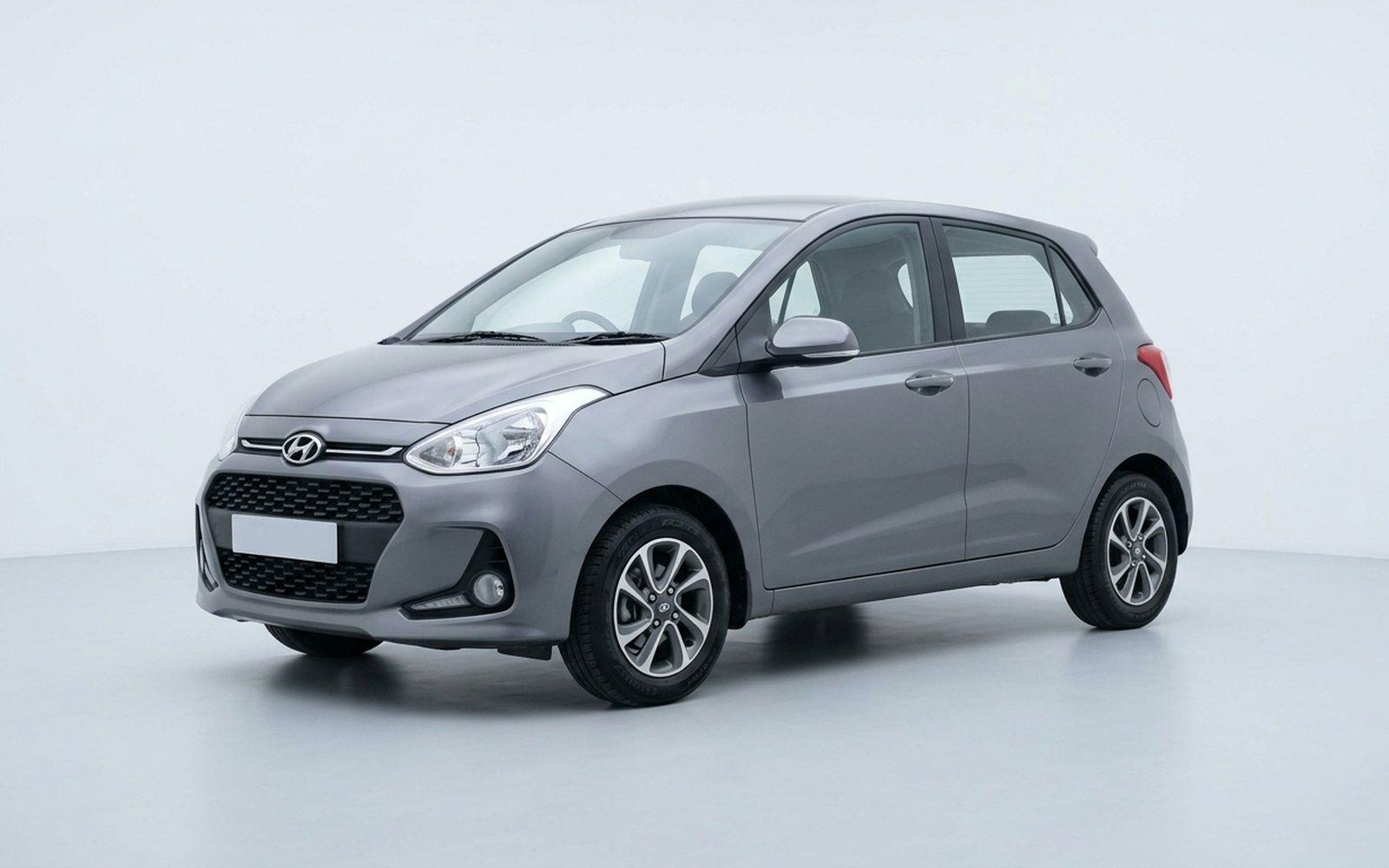 2016 Hyundai Grand i10, grey, front three-quarter view